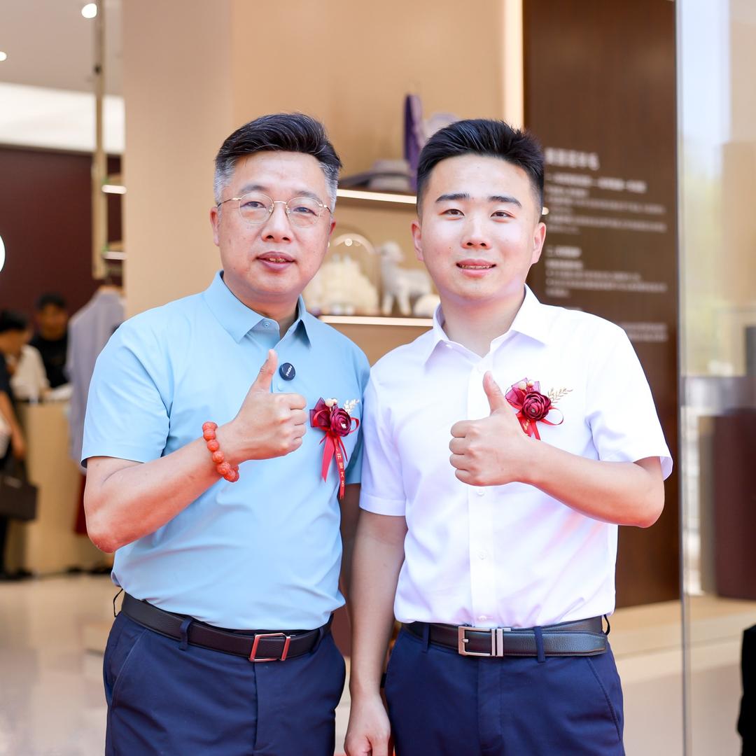 衬衫老罗l杭州雷大胆