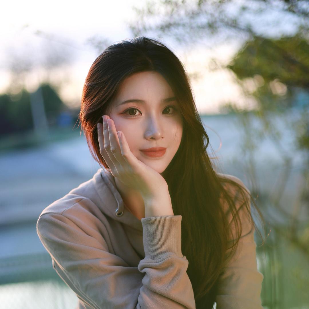 雅迪小姐姐🥳