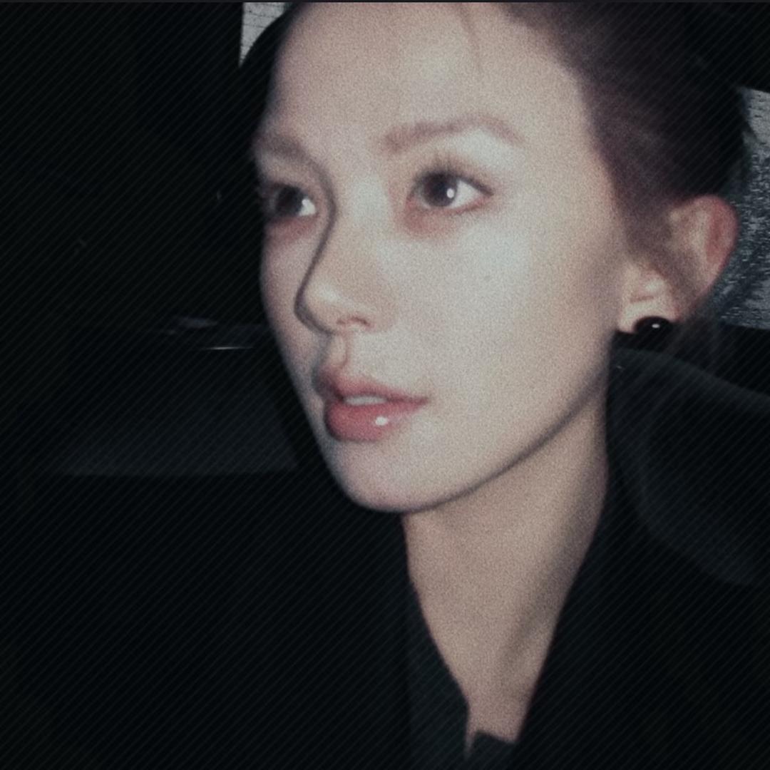 你压到我腿毛了