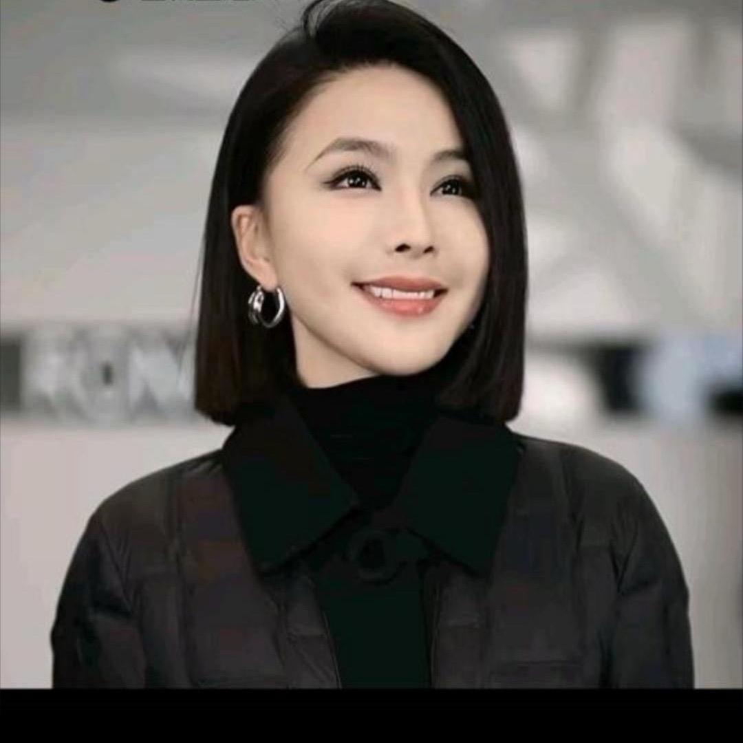 溶溶轻奢穿搭