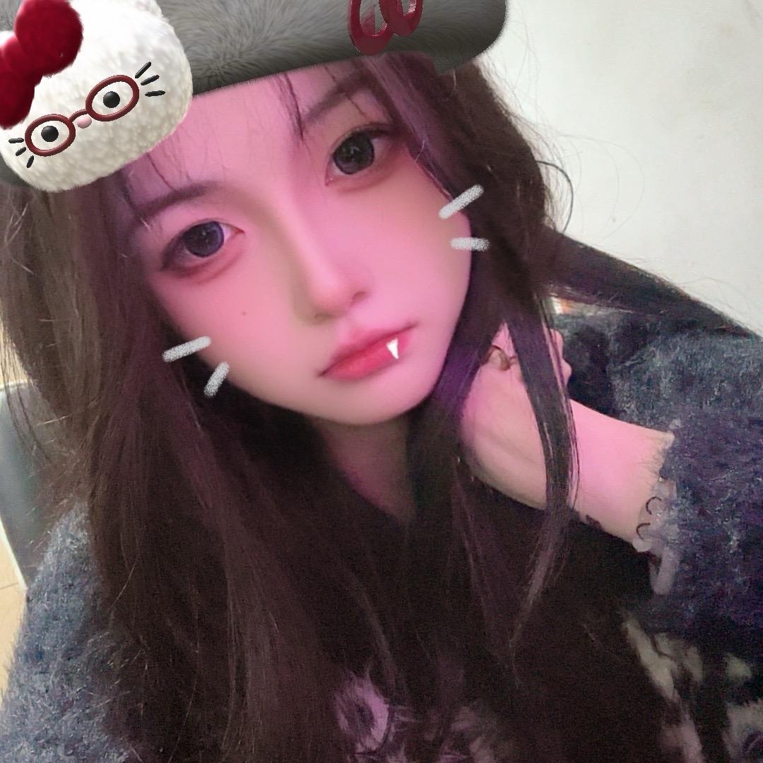 琪 妻.