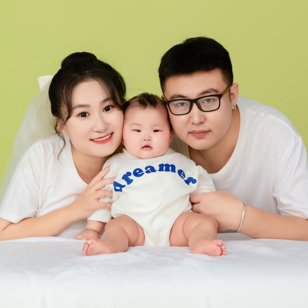 家有暖娃娃😘