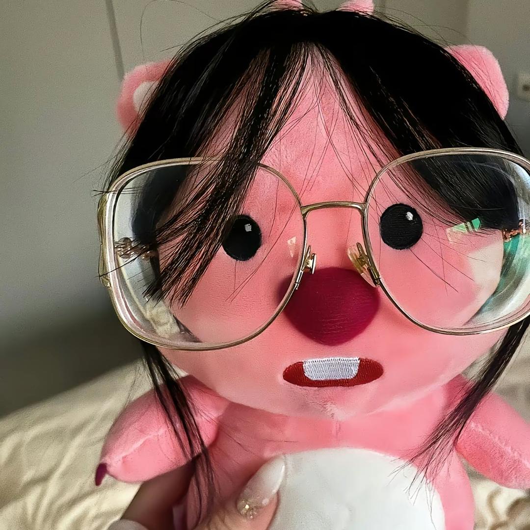 佳佳。