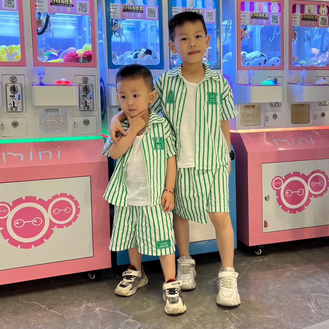 轩轩与骏骏（手工三明治寿司）