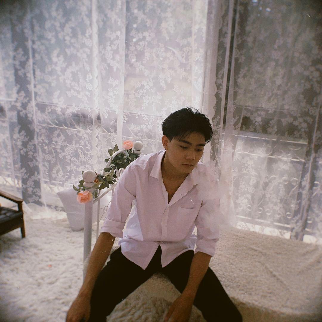 曲方旭旭旭