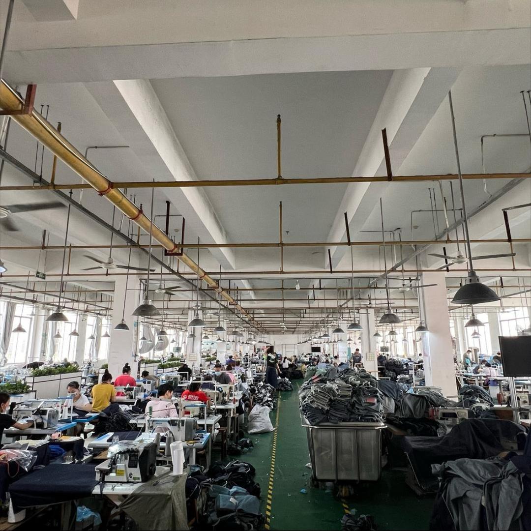 XU牛仔工厂店