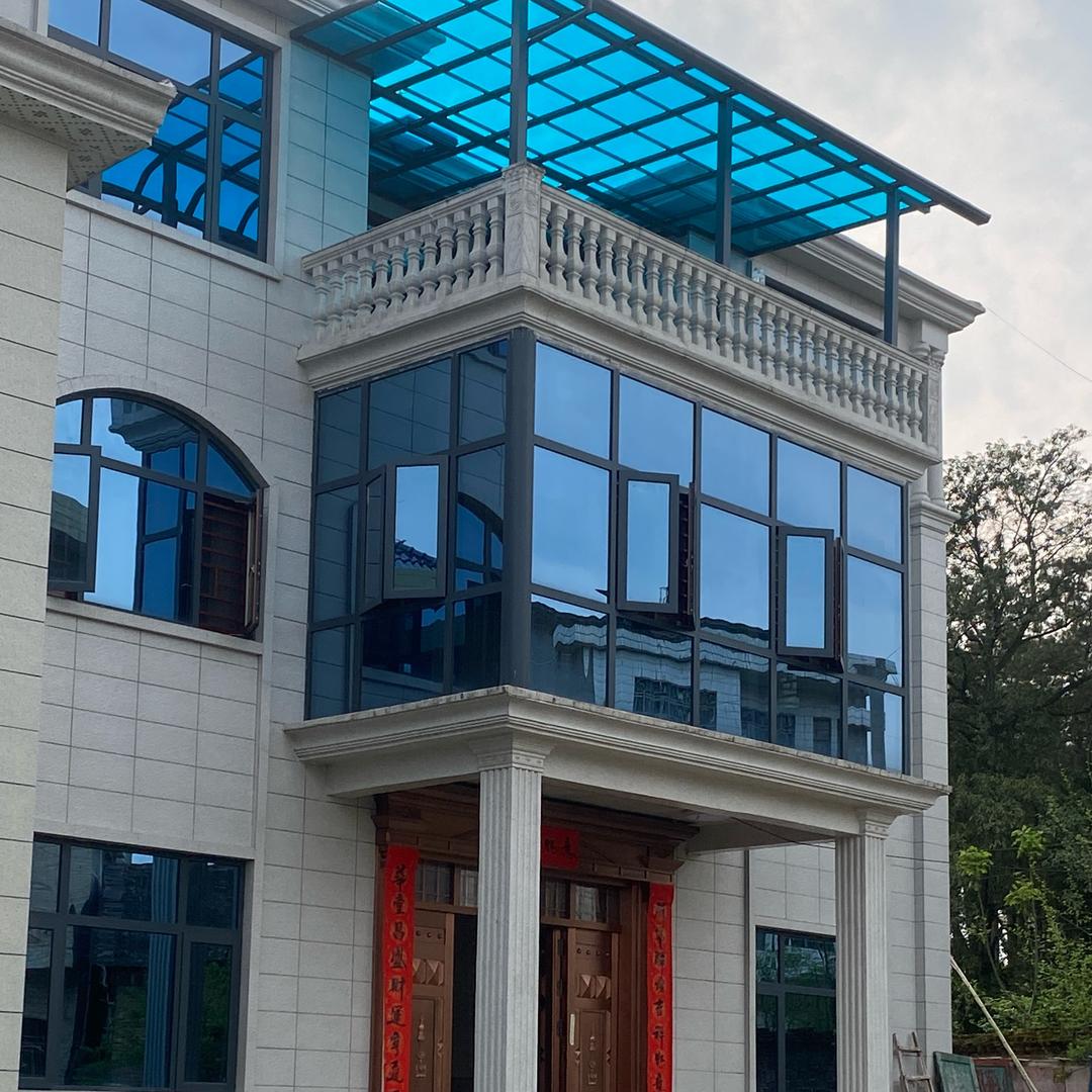 洪茂养路班80后洪伢子