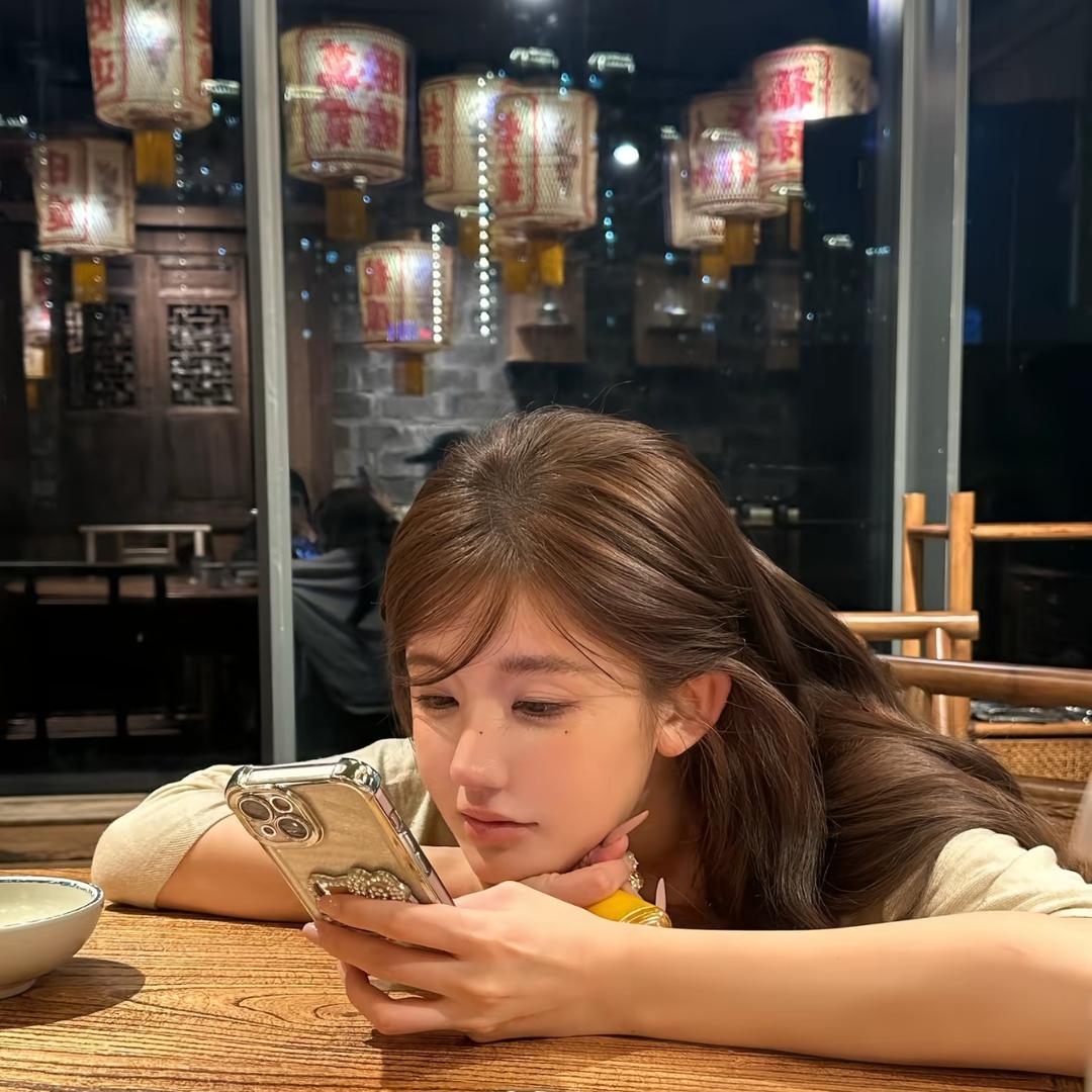 婷.