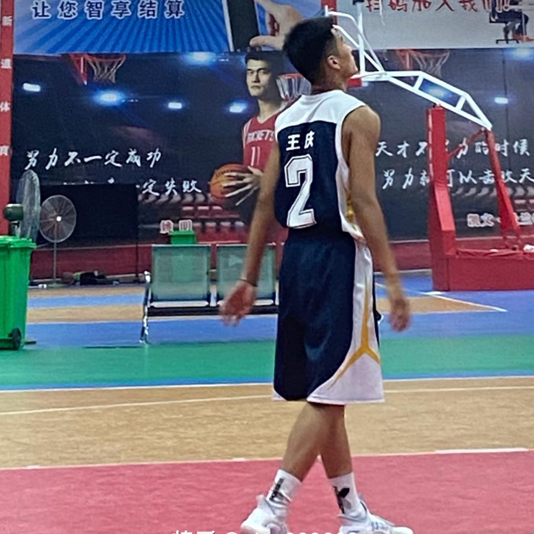 胖成球了
