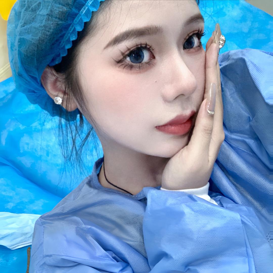 新美欣-VIP婕（资深美学顾问）