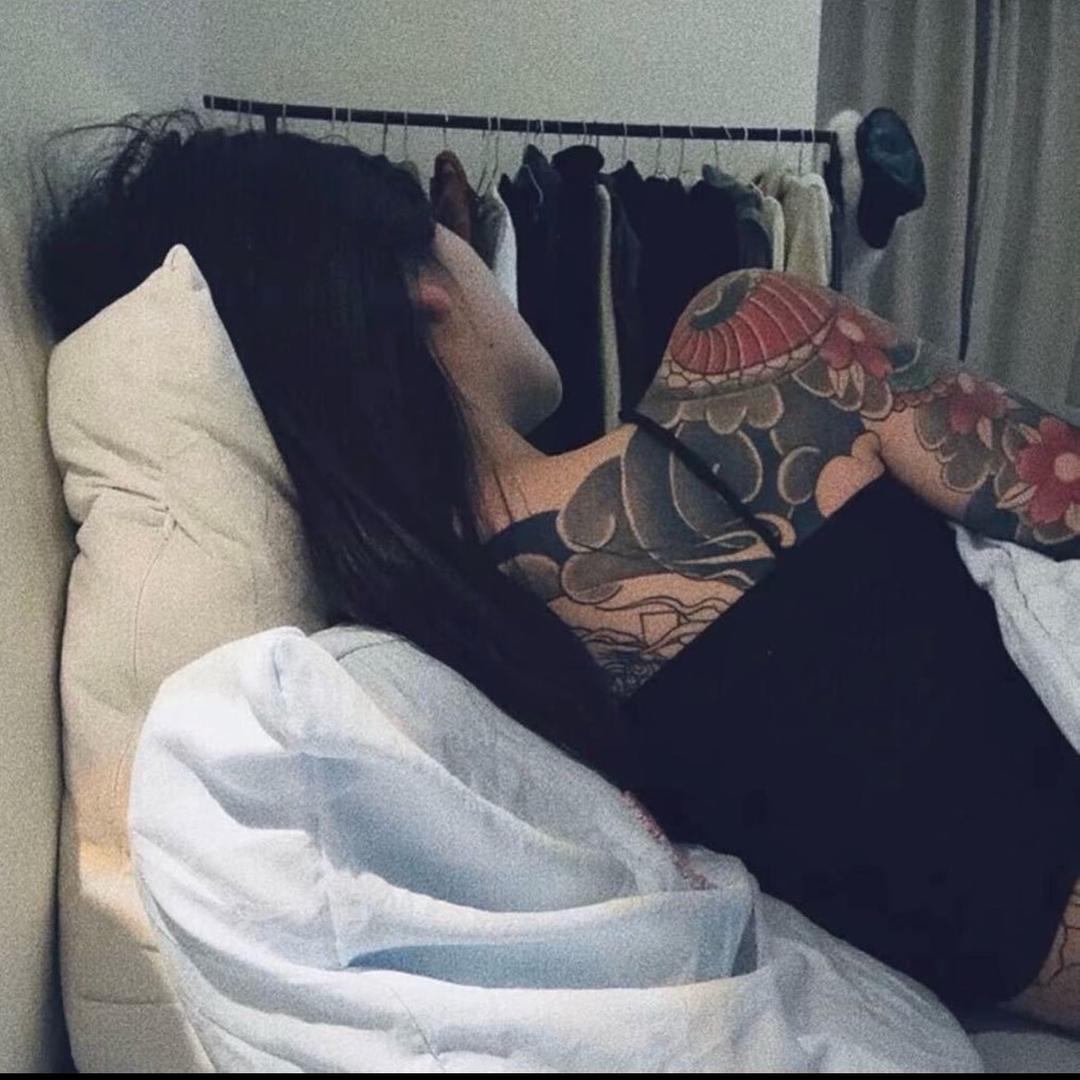 亲 爱 的.