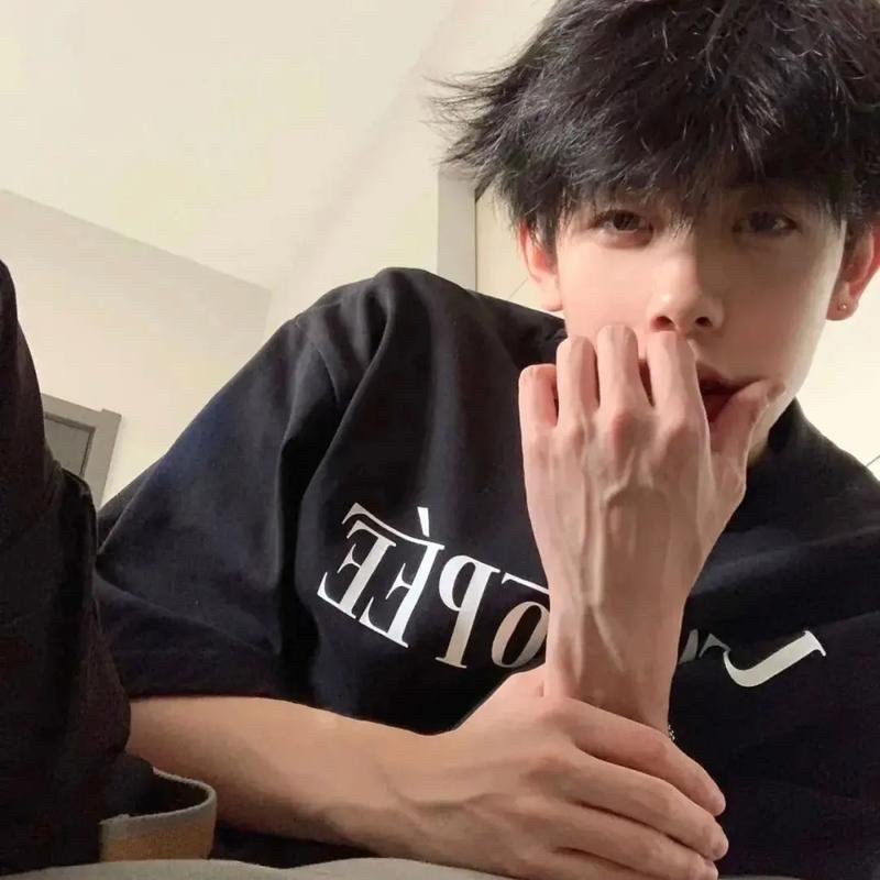 YJY