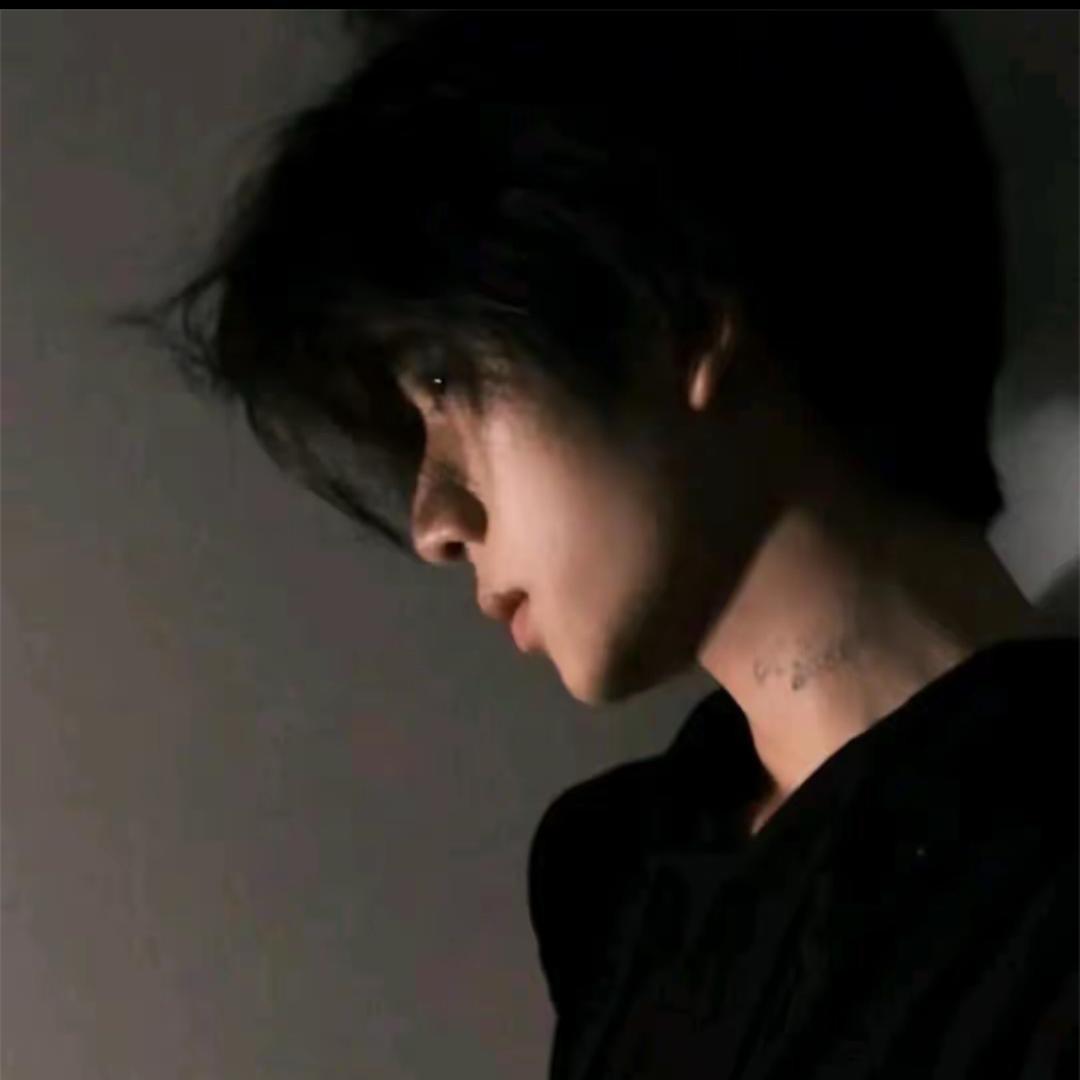 恸.