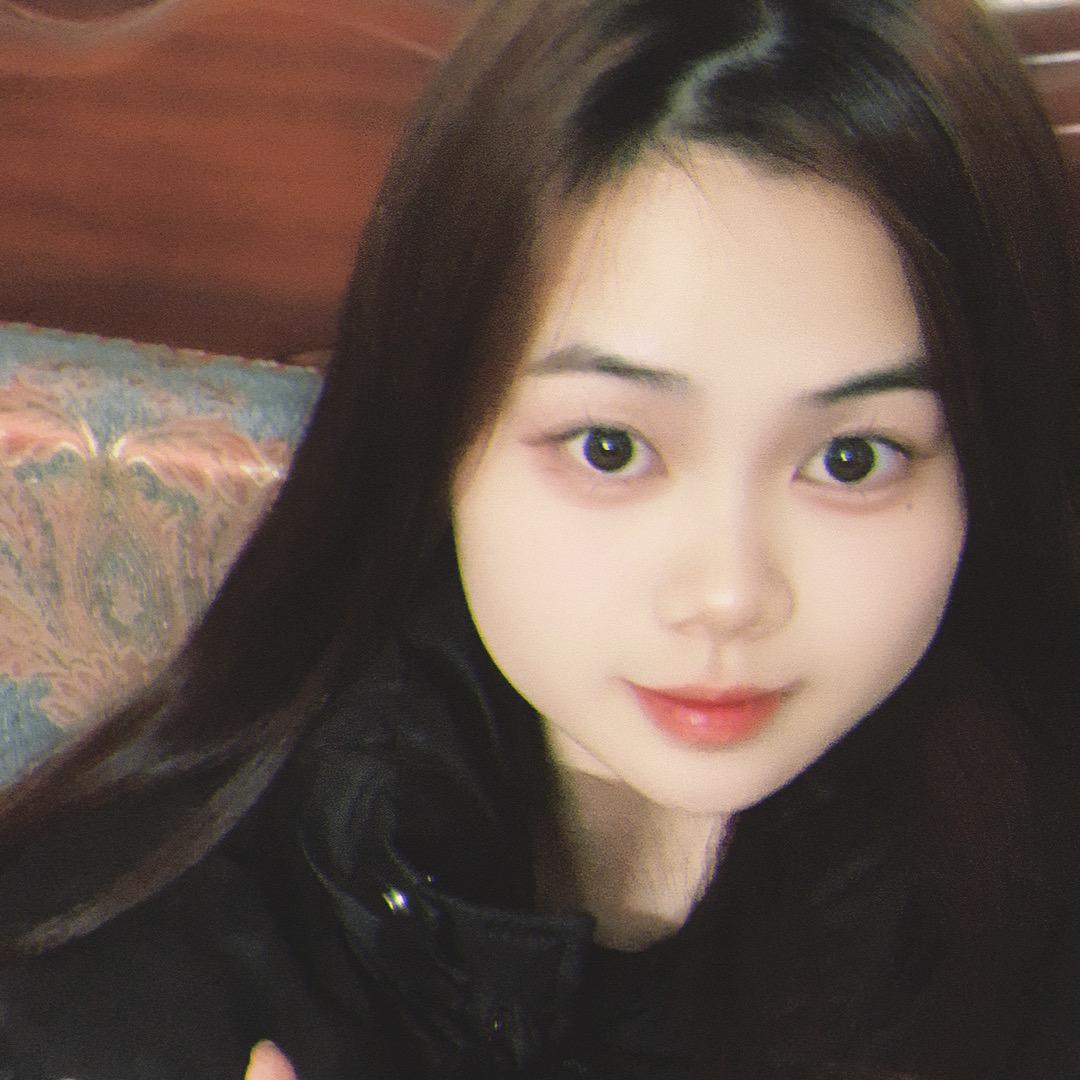 静静吖 🖤