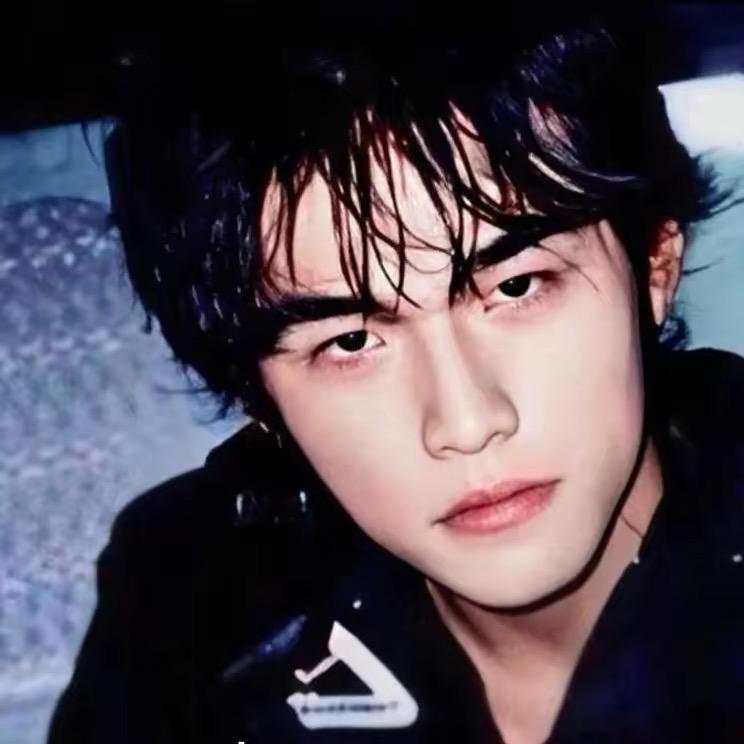 A̶ɴ̶ɢ̶ʟ̶ᴇ̶ʀ̶