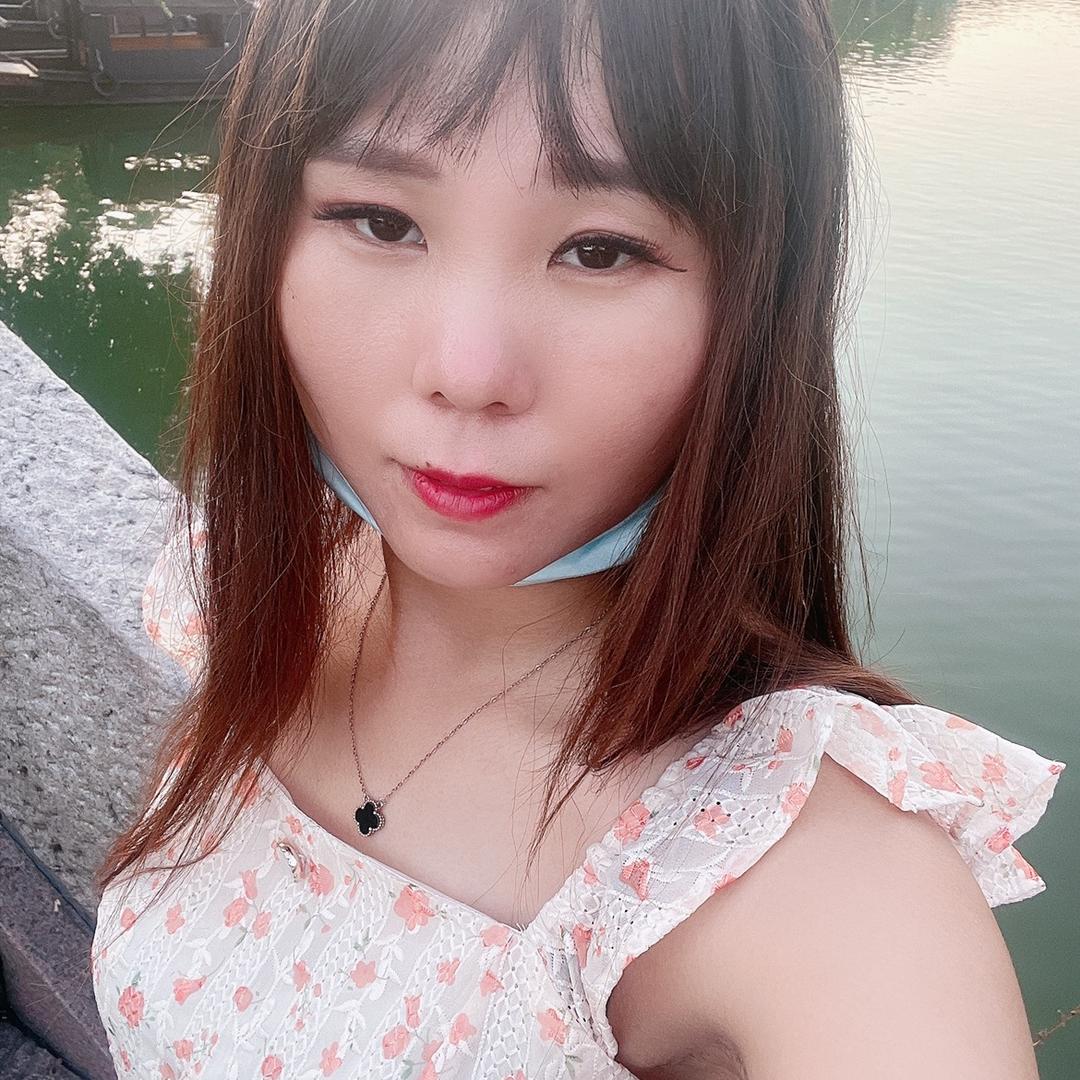 雪儿   .....