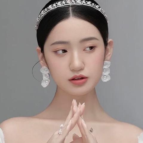 安新县圣罗兰婚纱摄影
