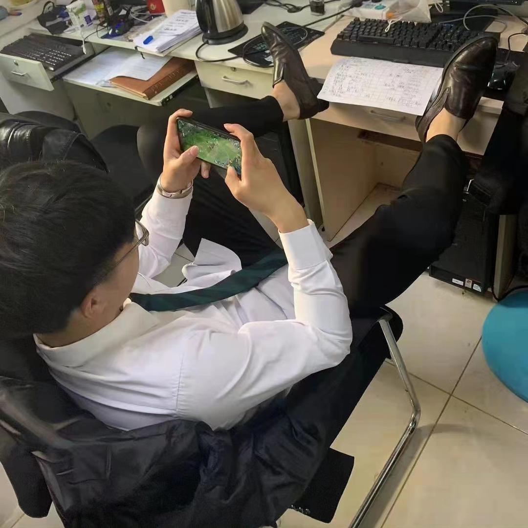 小陈同志