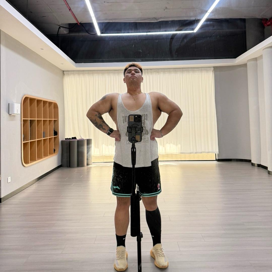 一米九的小张（减脂版）