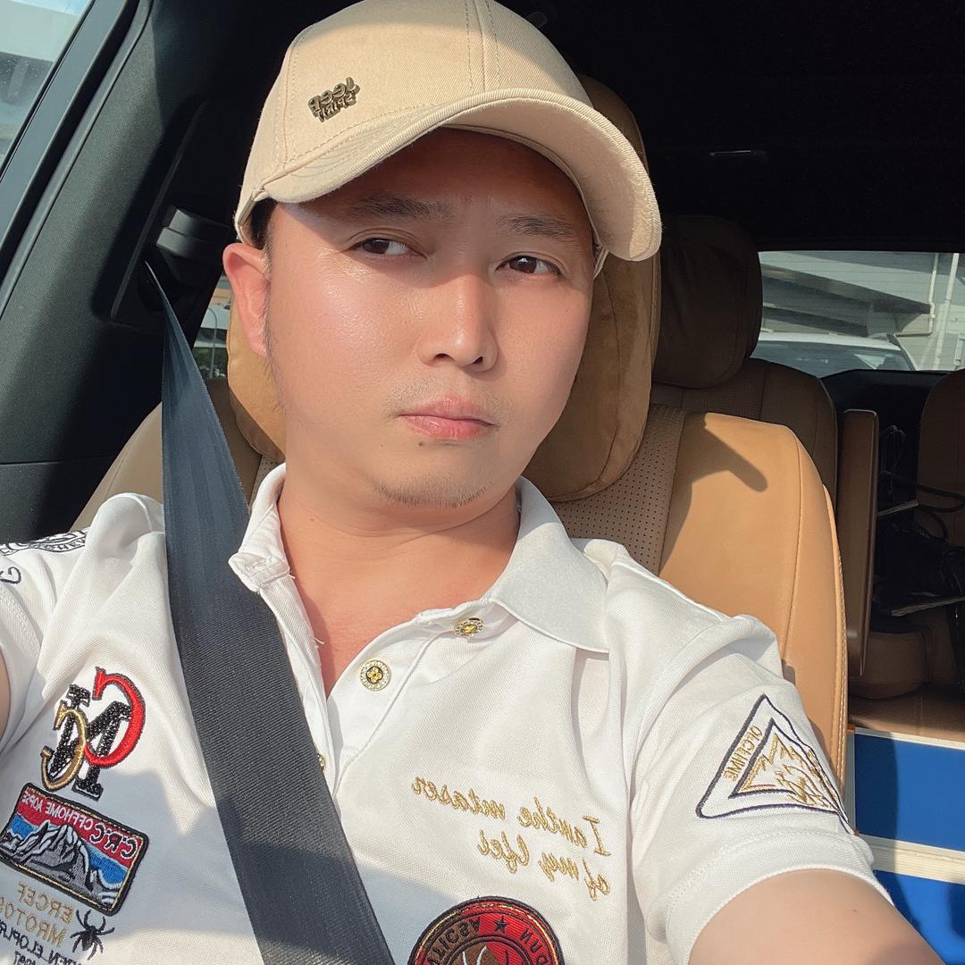 彦伍文化策划技术员