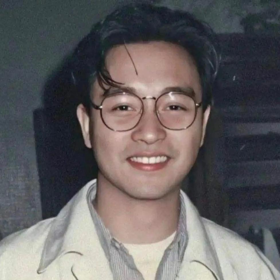 小逸