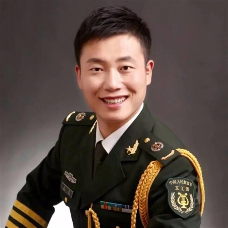 民歌王永(退伍老兵，军旅歌手）