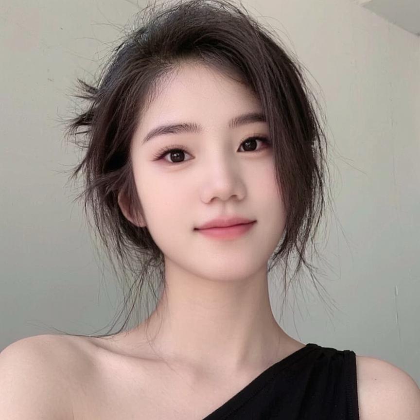是娜娜呀(^_^)