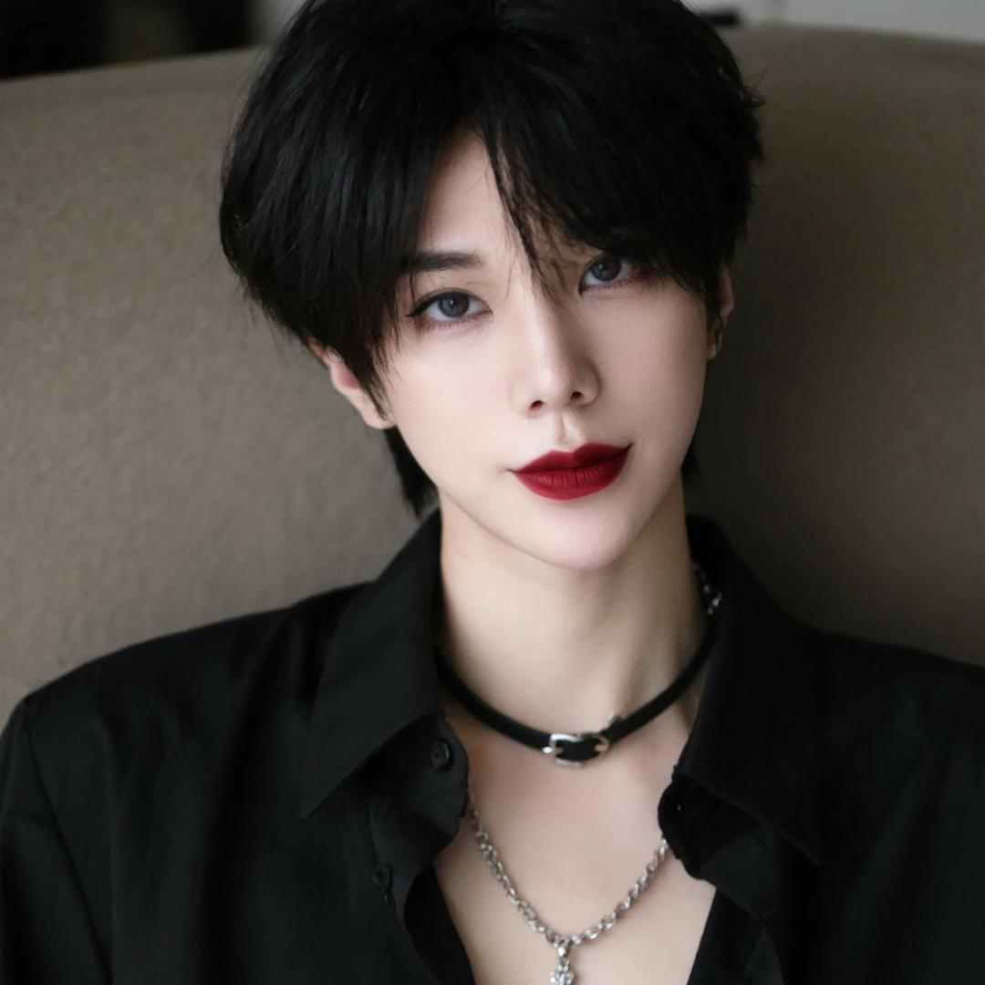 鉴N大师姐