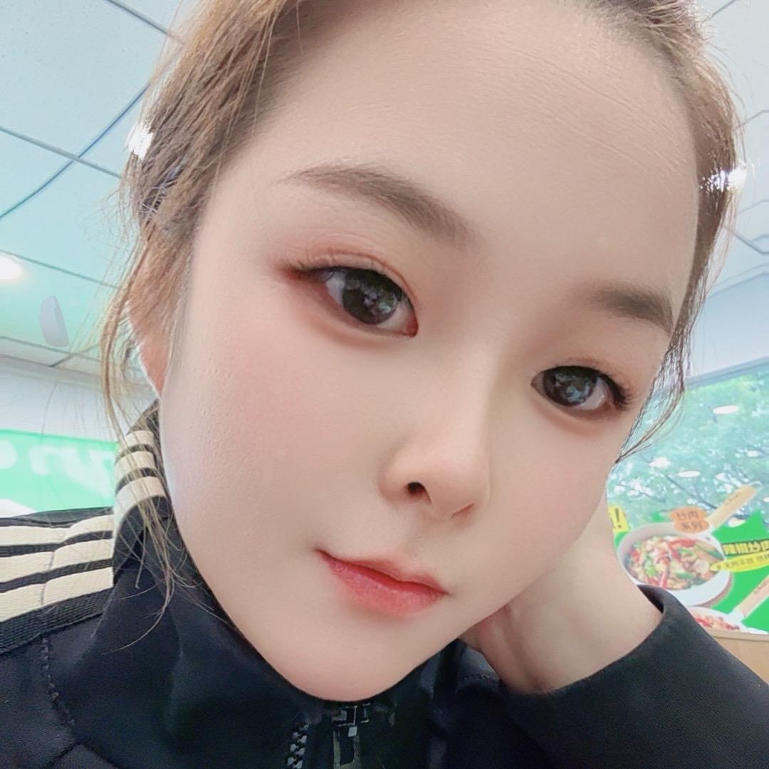 卖小笼包的晶晶耶