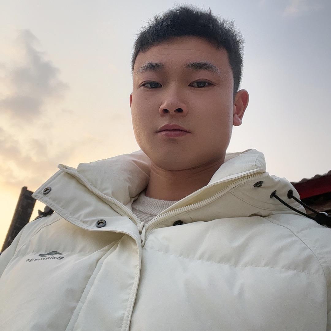 东