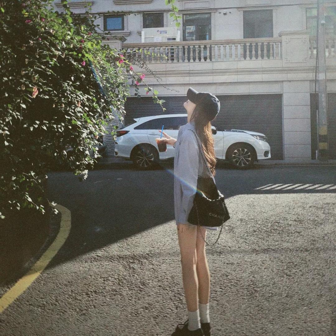 困ᶠᵤᶠᵤ 的锦Li