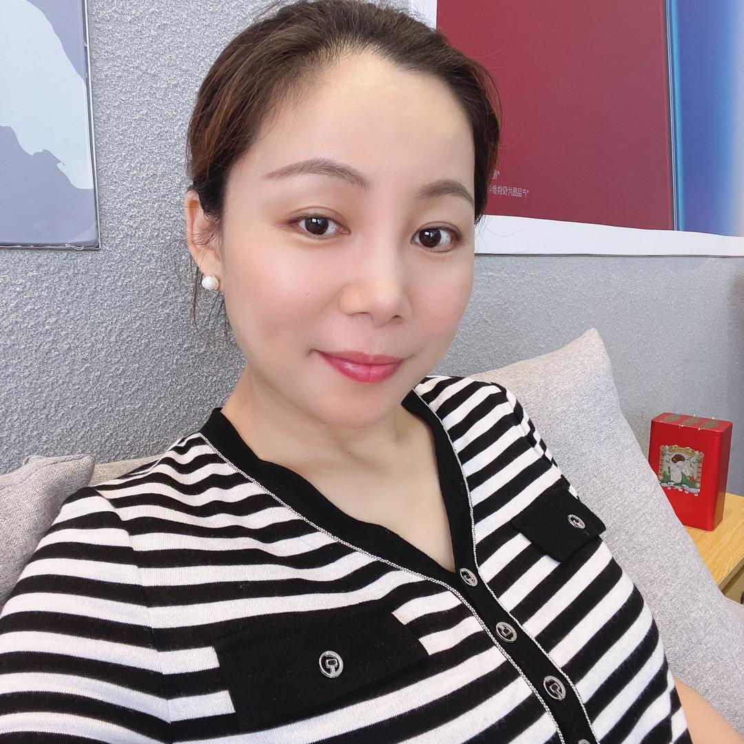 南靖维我女装～叶丽珠