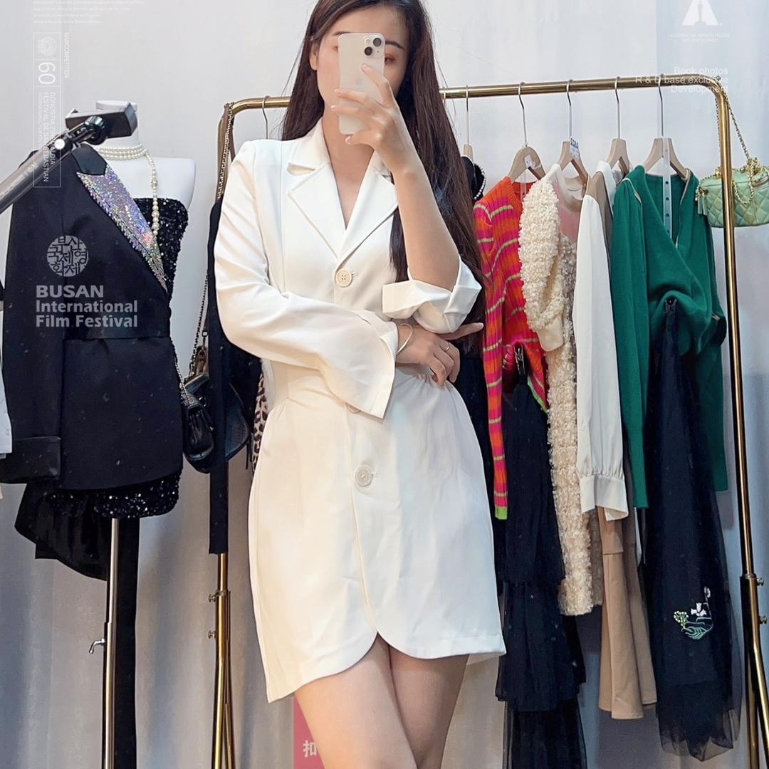 熙熙家女装集合店