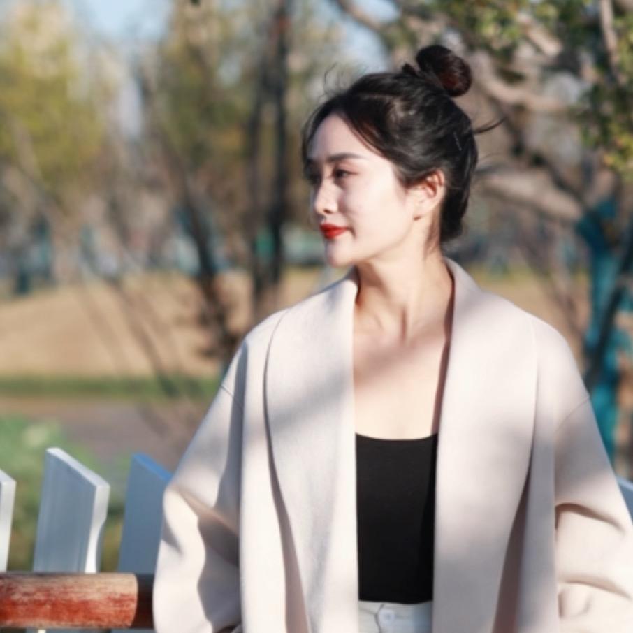 刘刘小姐女装