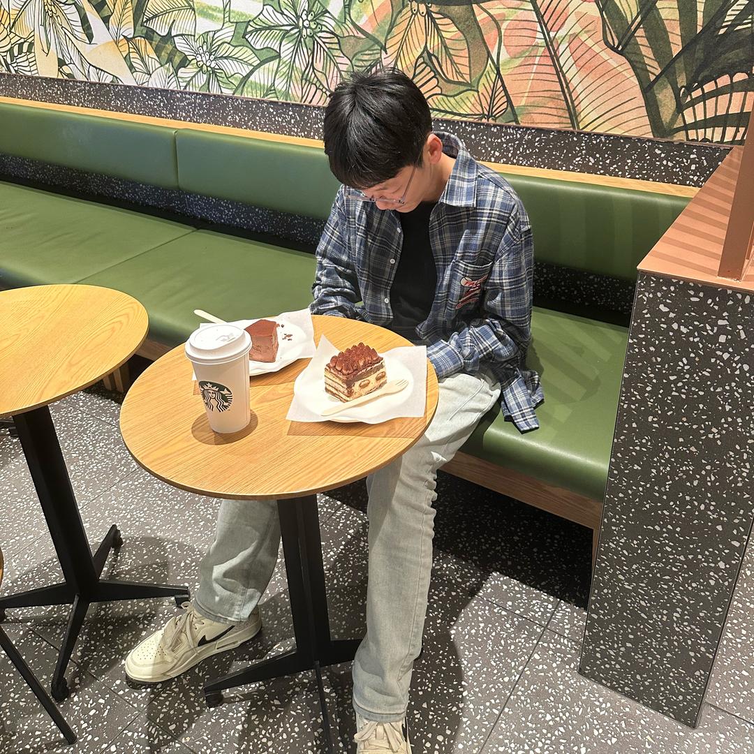 雾都烧烤与摊摊火锅《詹店》