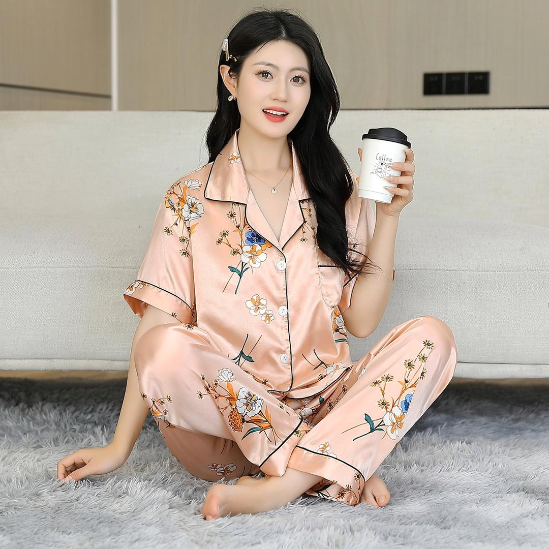 千是服饰