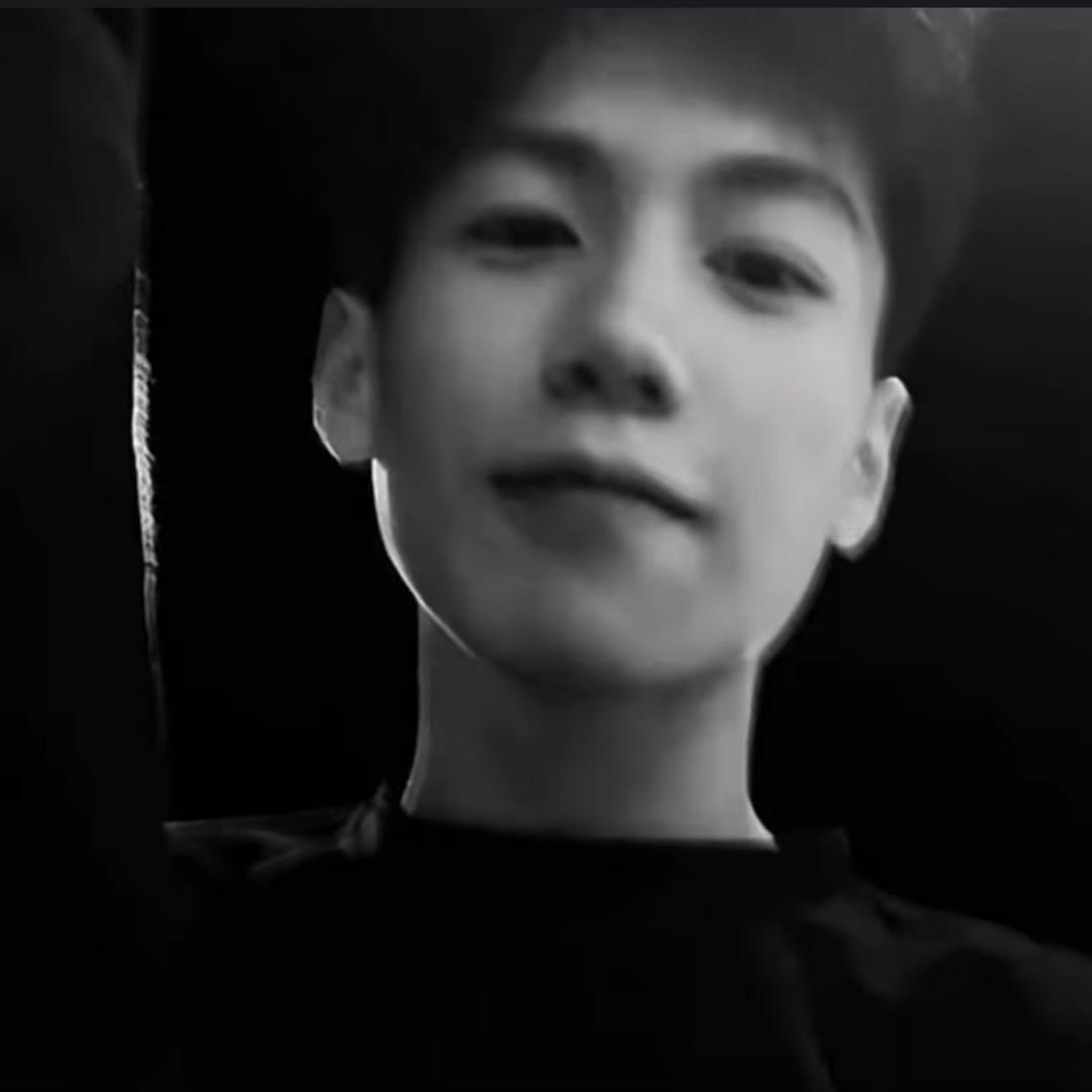 ￴￴ ￴ ￴￴ ￴￴￴