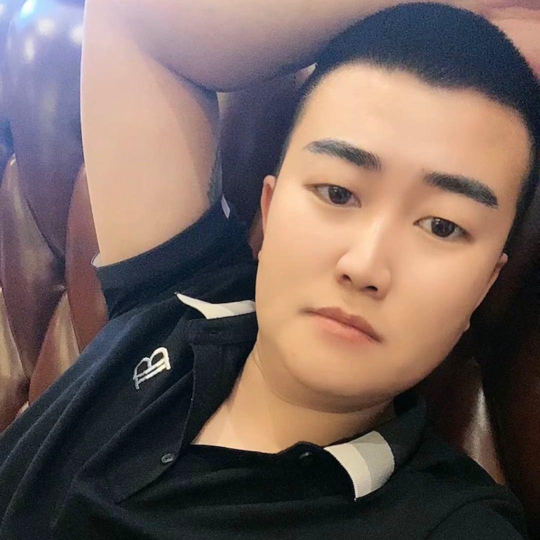@.  七玉