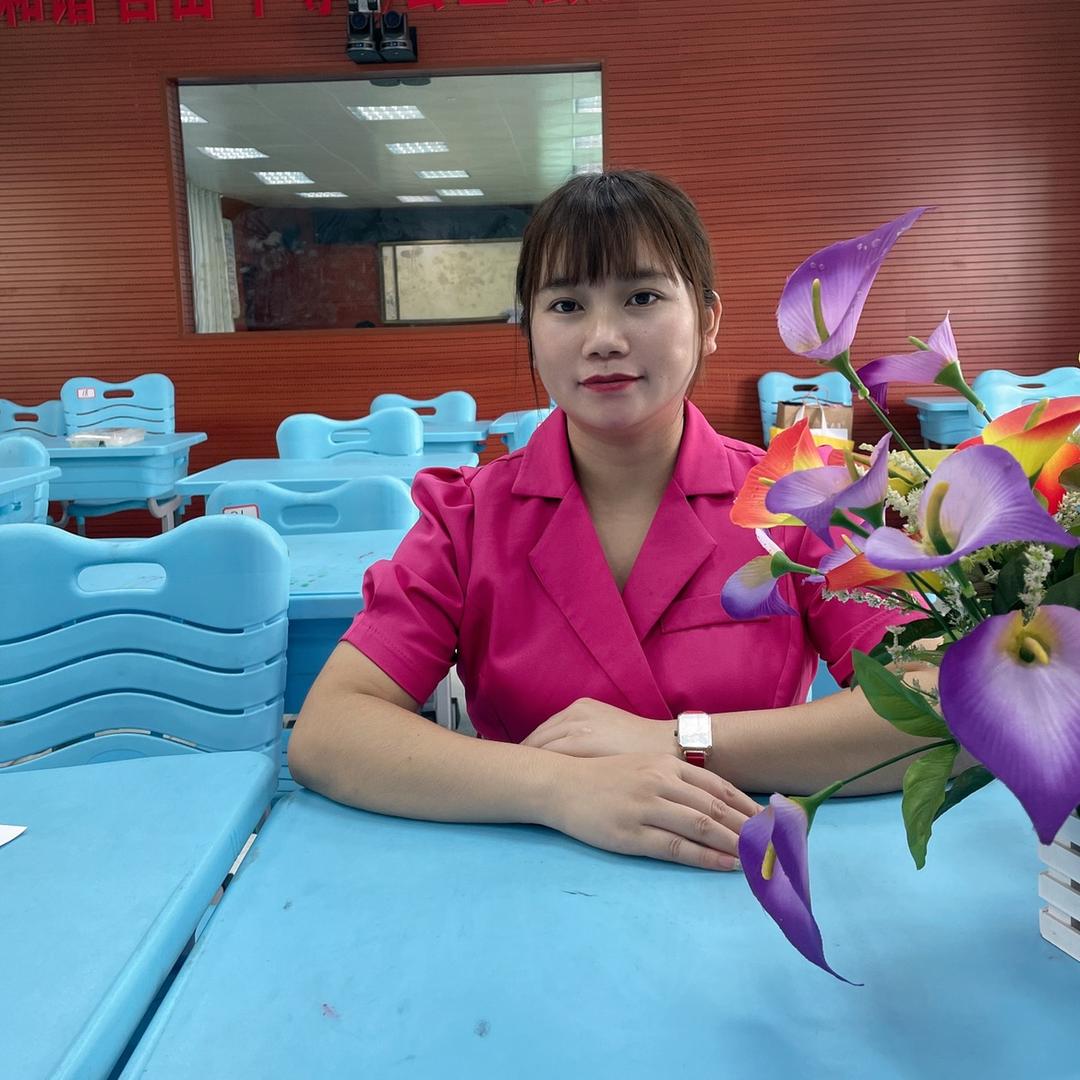 小李妞