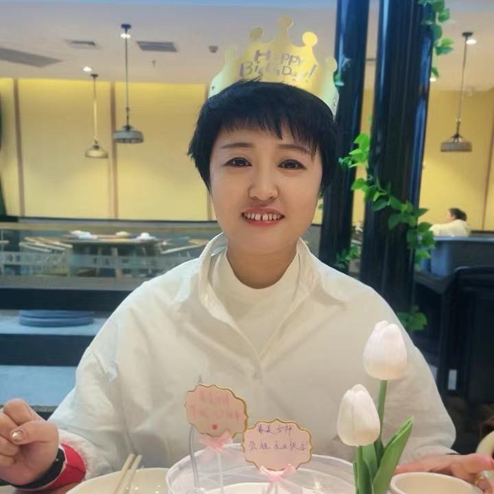 装修莹