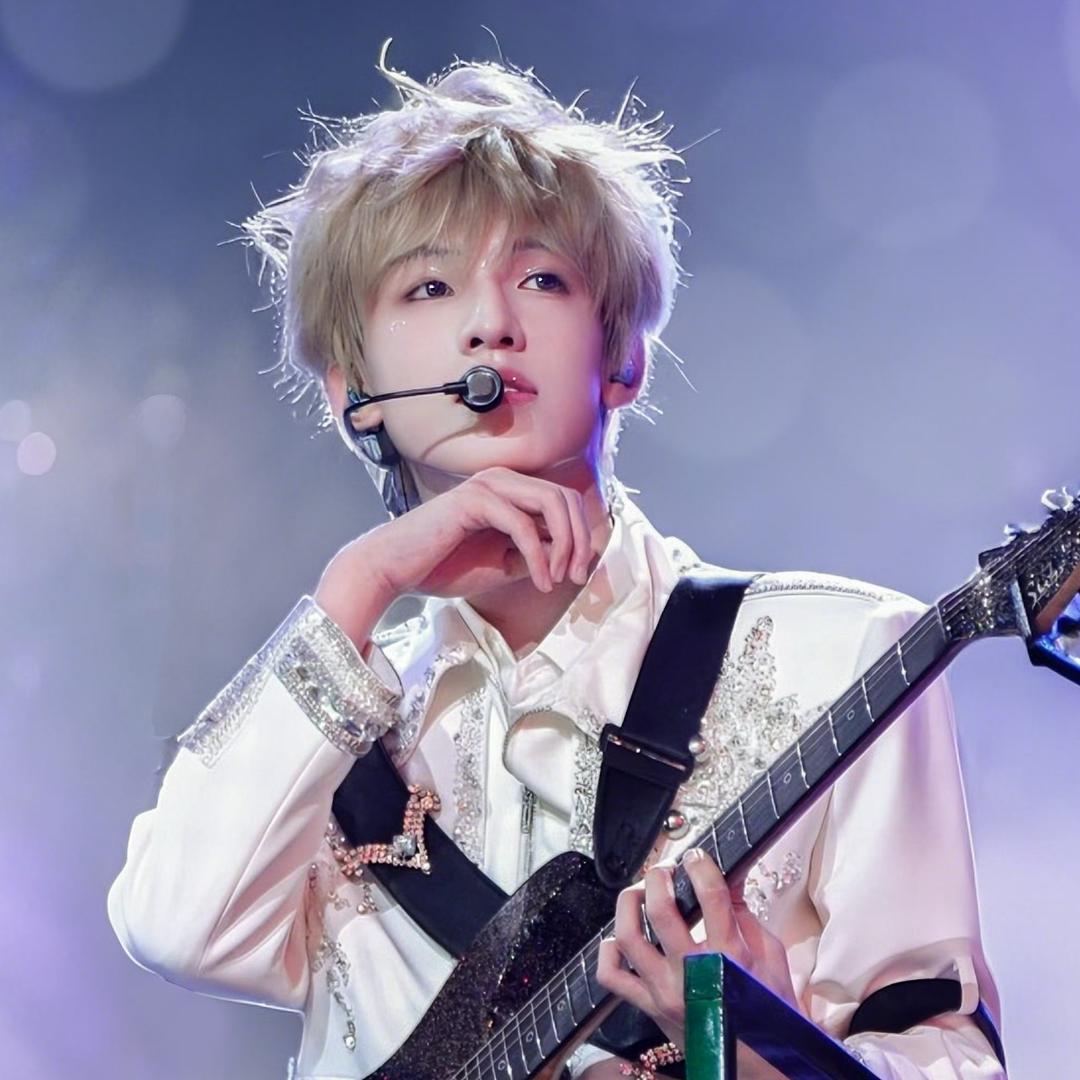 小莓（厌世版）