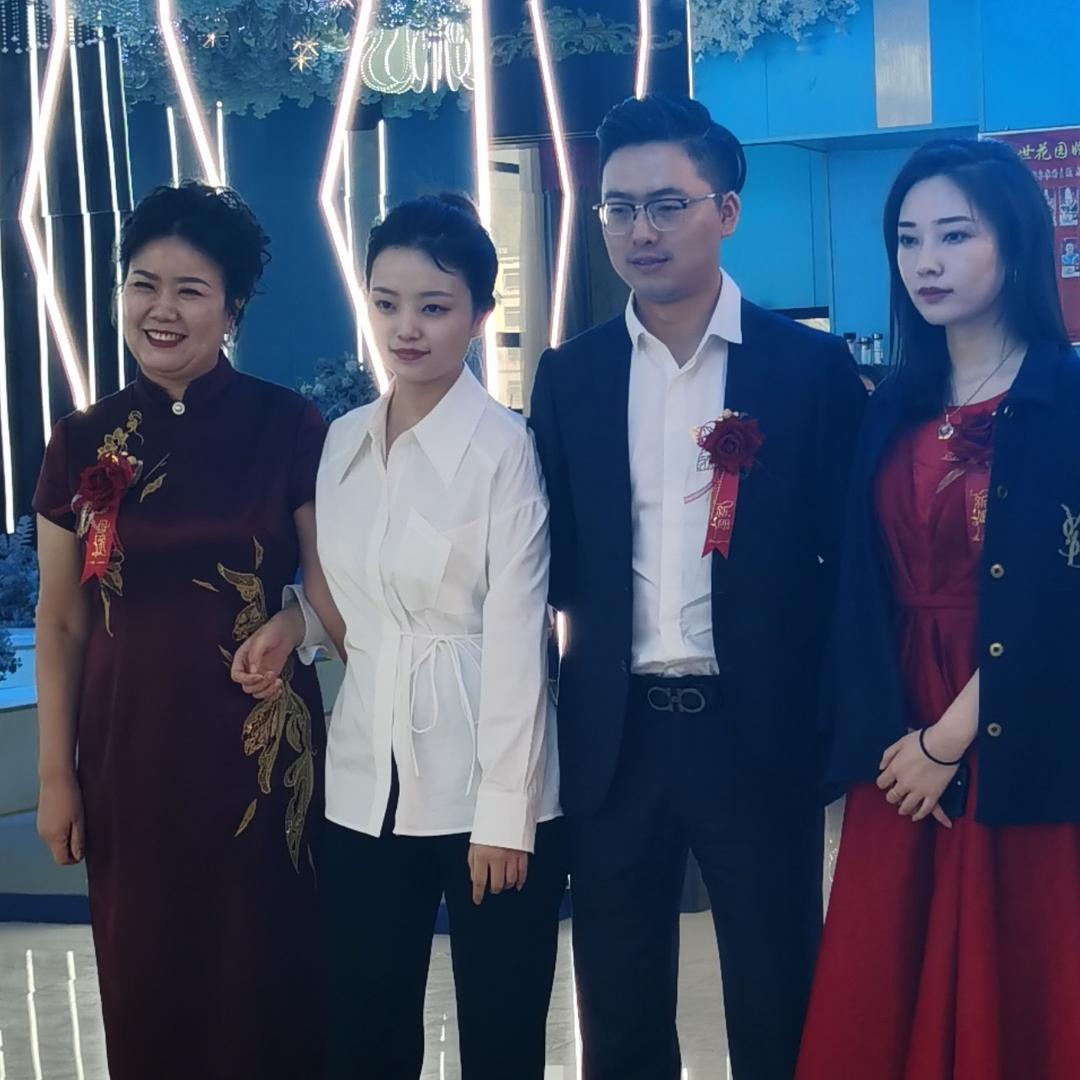 帅儿靓女福老妈❤️336🌹