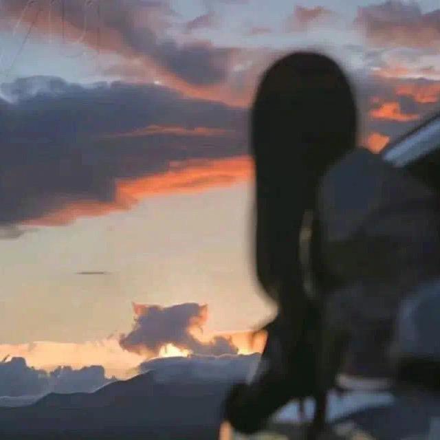 七七