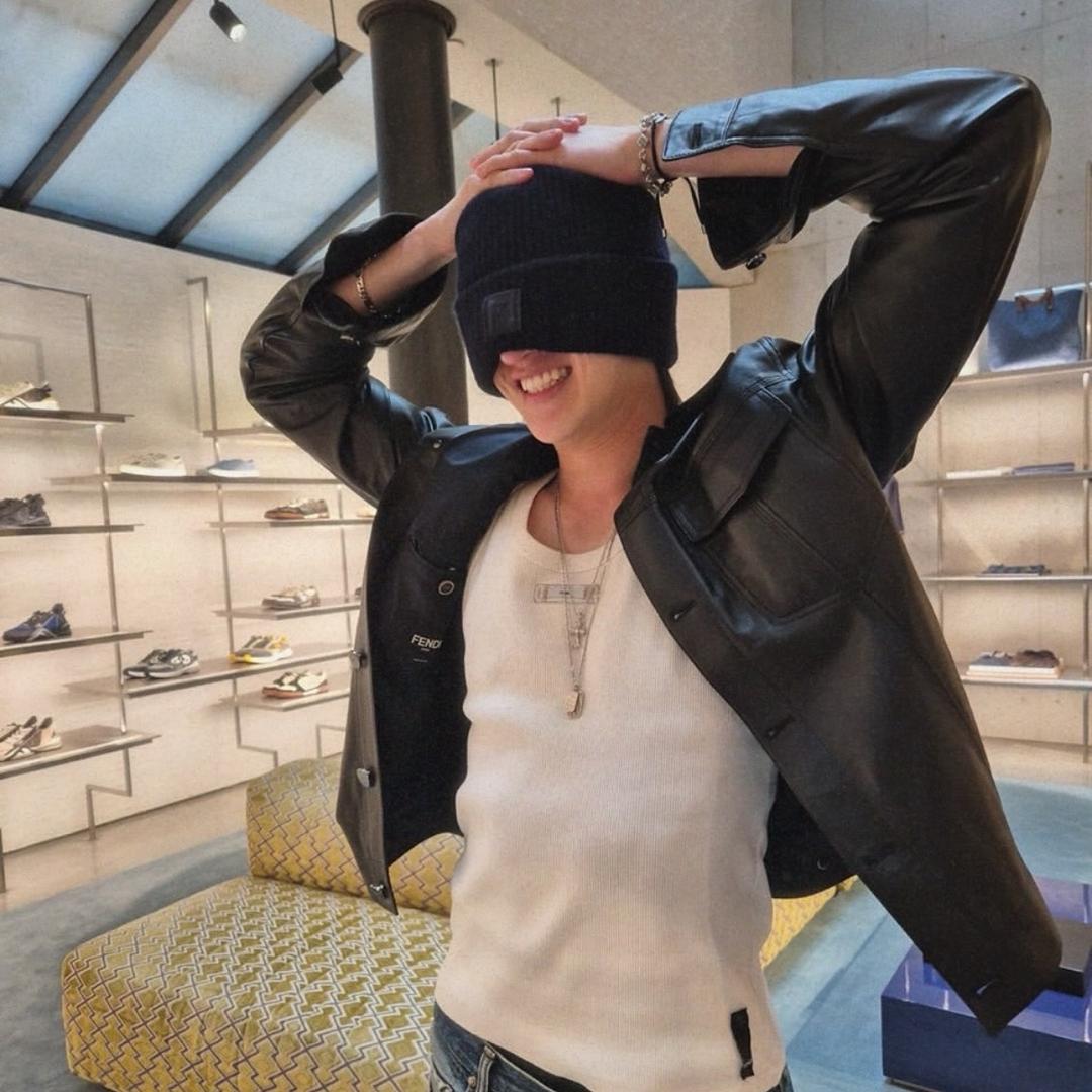 善待村民的旻妻