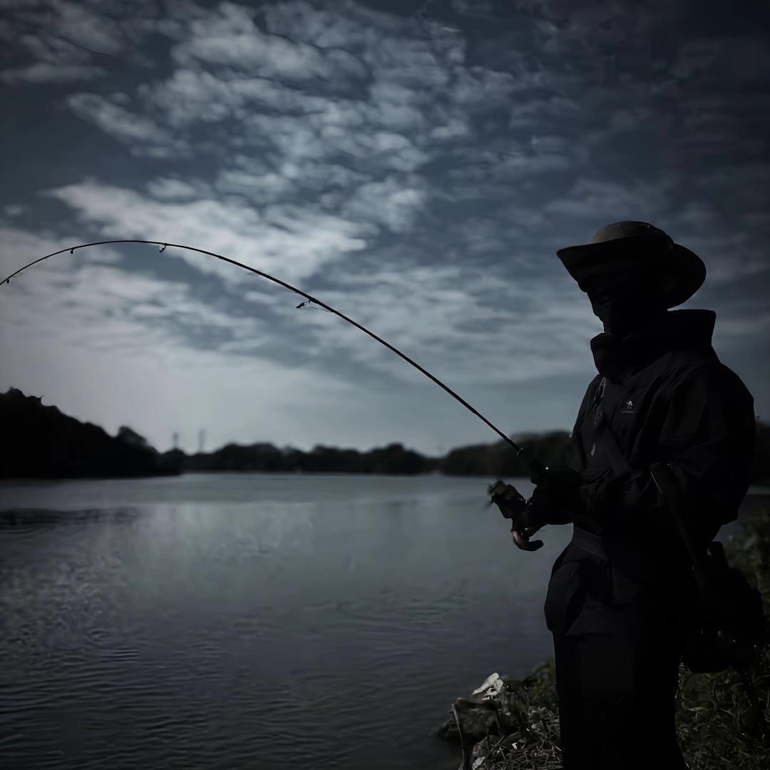 爱路亚个体渔具店