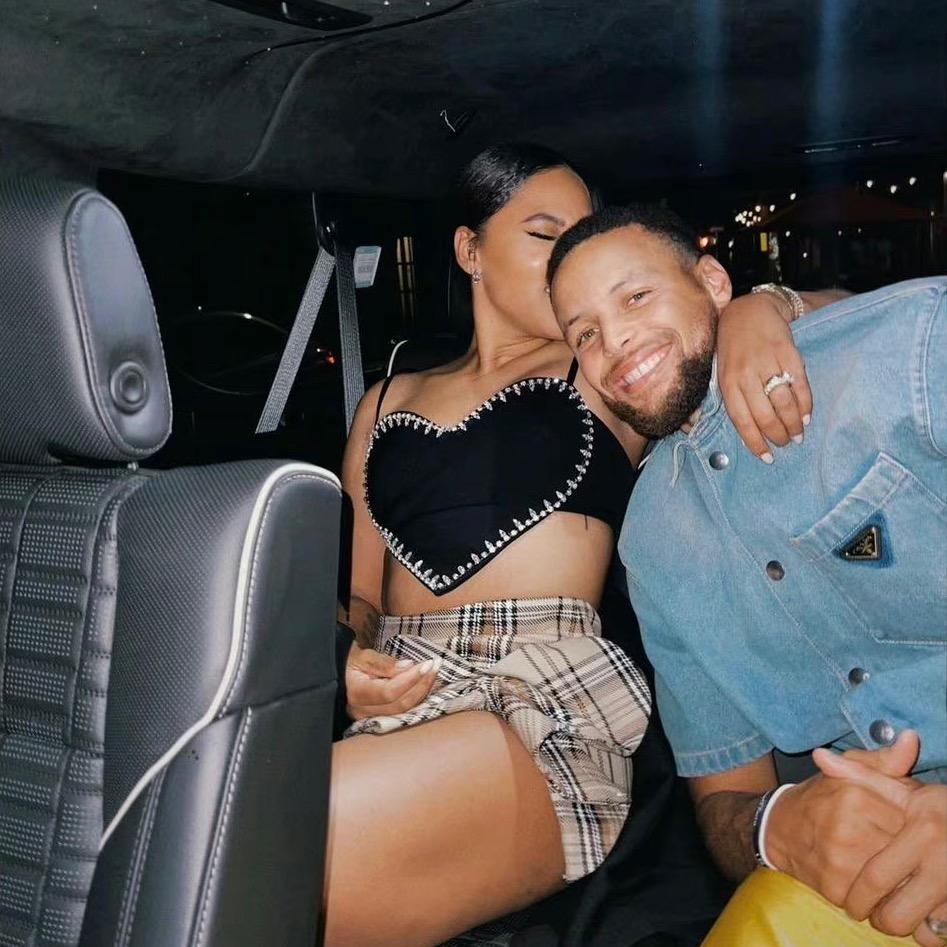 今天也爱库里了_