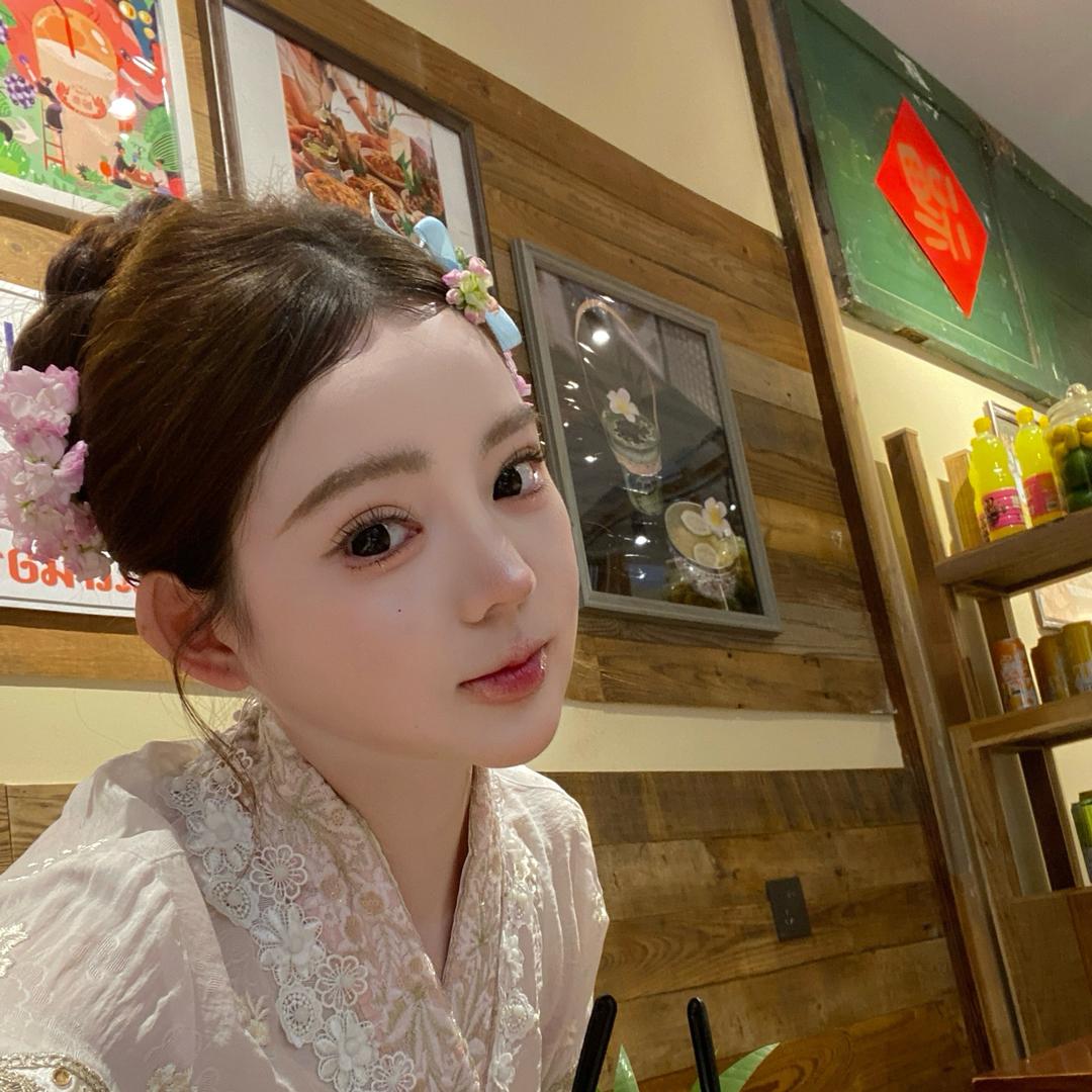 YINYIYI尹一一2.0