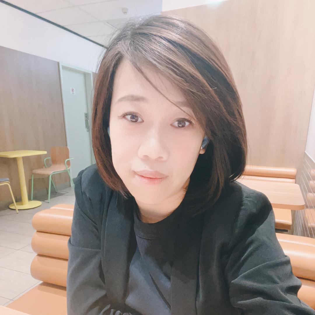 沐言读书（书在橱窗）
