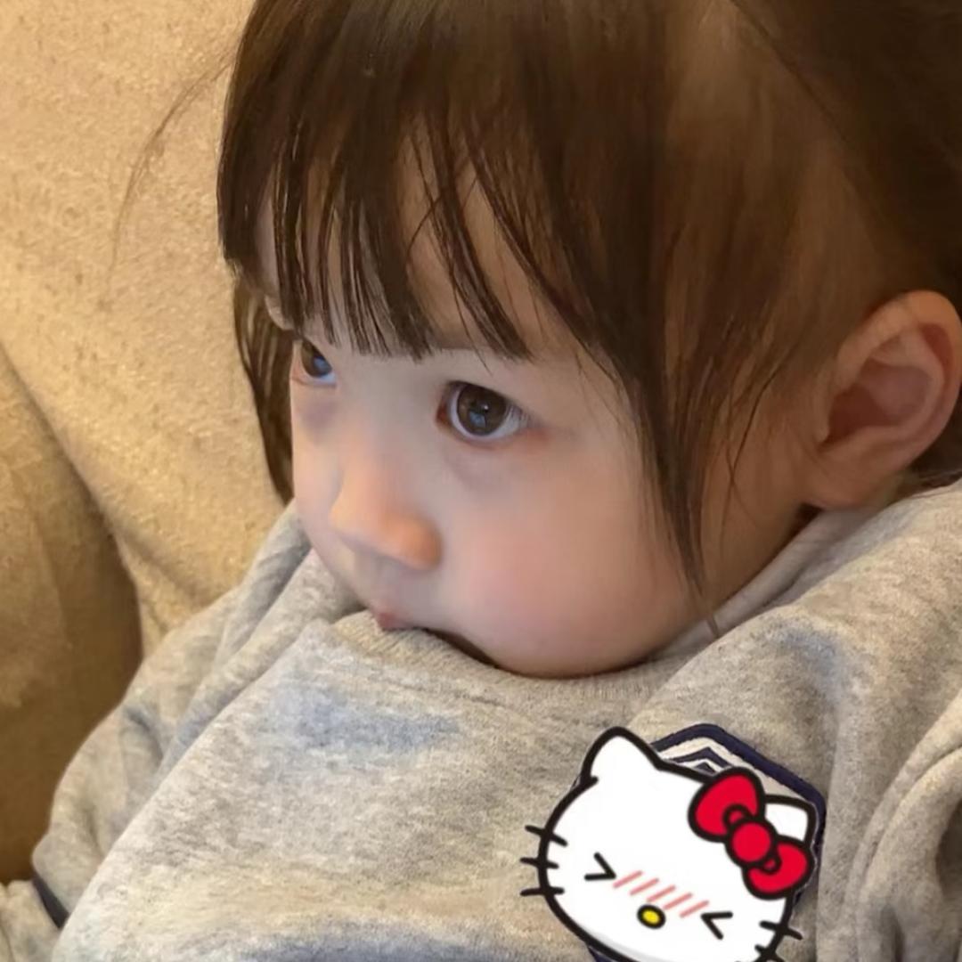 77ෆ̈