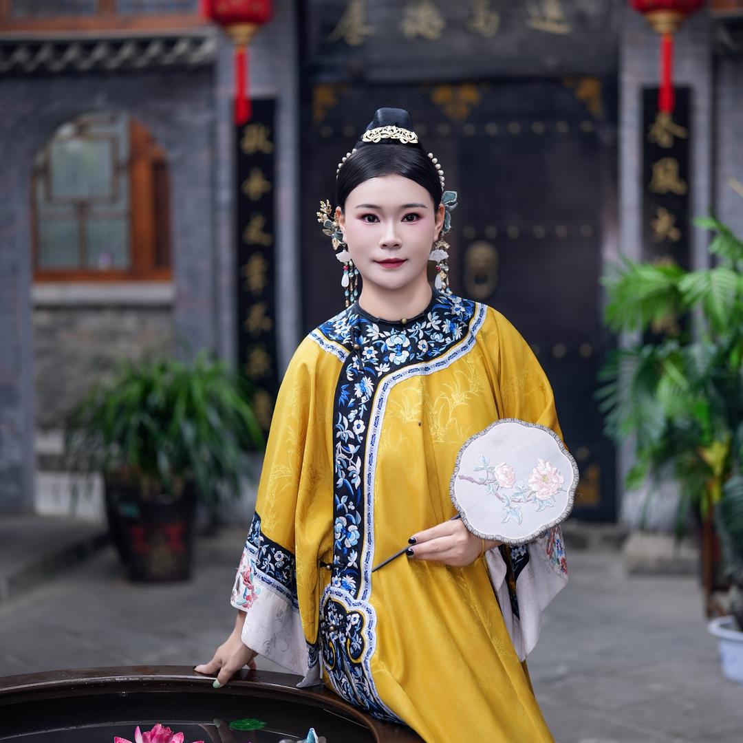 LIANG 眞